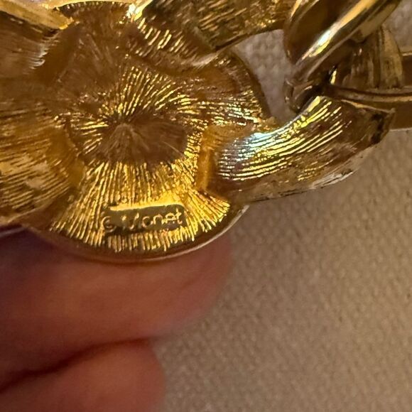 Vintage Signed Monet Gold Plated Double Link Chain Faux Pearl Pendant Necklace. - Picture 5 of 6